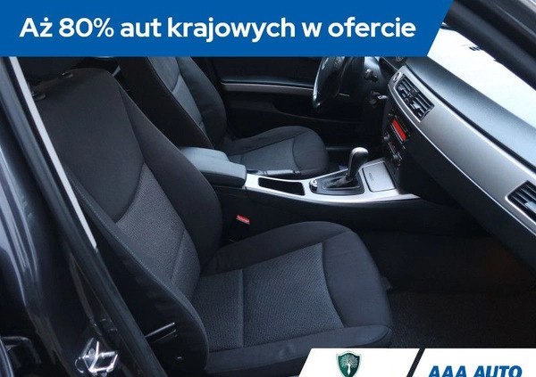 BMW Seria 3 cena 21000 przebieg: 269211, rok produkcji 2006 z Zaklików małe 254